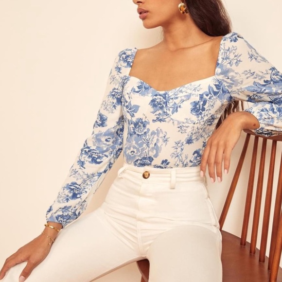 Reformation Reign Top in Olympia Blue Floral Smocked Sweetheart Long Sleeve sz 6 - Picture 2 of 8